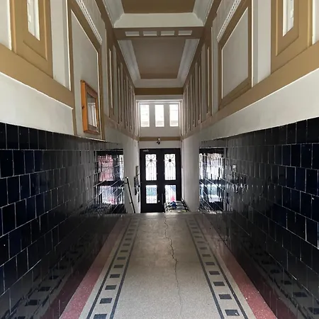 Sesame Light * Budapešť